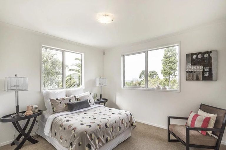 Photo of property in 19b Te Atatu Road, Te Atatu South, Auckland, 0610