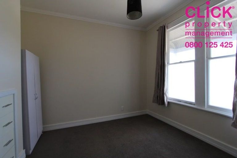 Photo of property in 64 South Road, The Glen, Dunedin, 9011