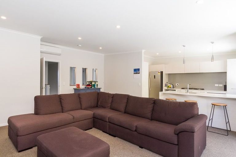 Photo of property in 7 Pacific View, Whitby, Porirua, 5024