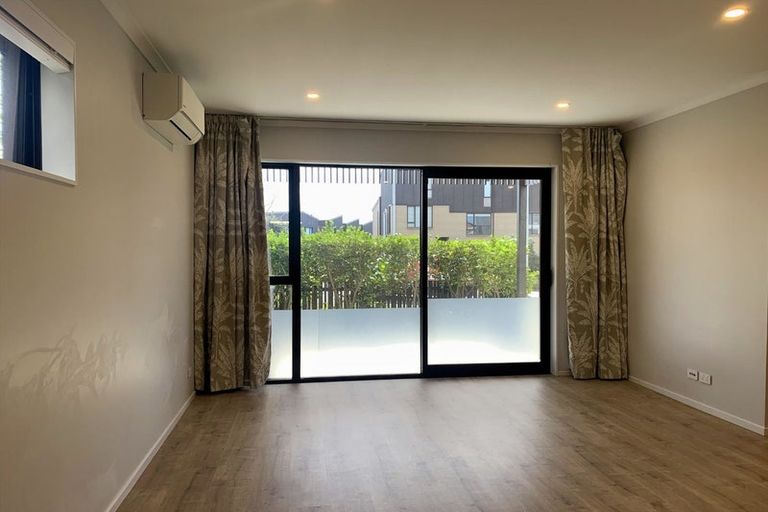 Photo of property in 1/4 Matimati Place, Hobsonville, Auckland, 0616