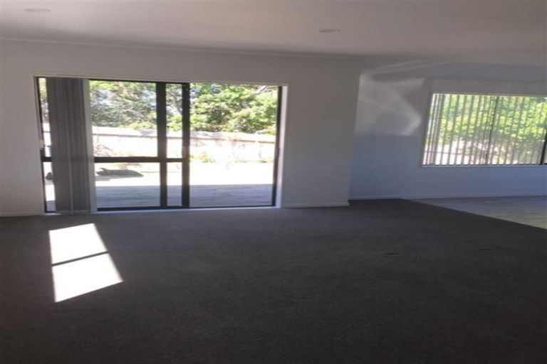 Photo of property in 9a Princess Maria Place, Massey, Auckland, 0614