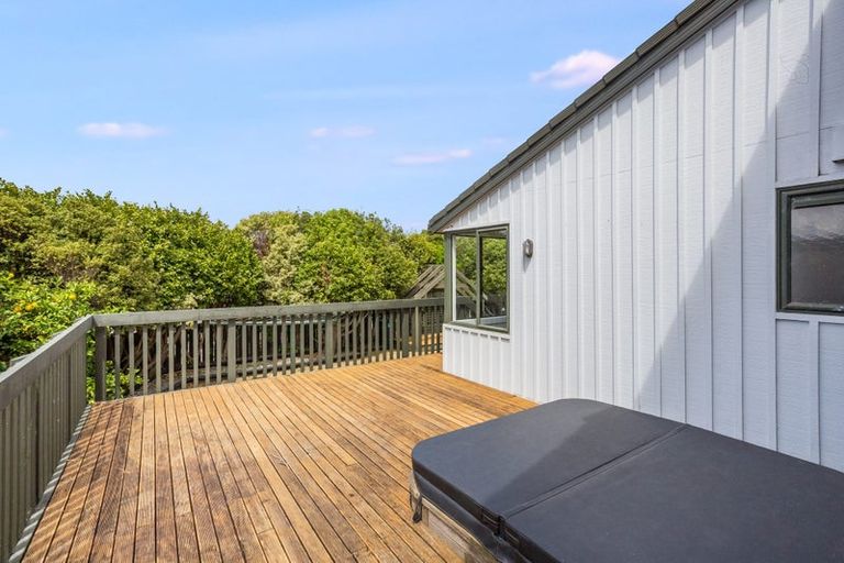 Photo of property in 66 Joseph Banks Drive, Whitby, Porirua, 5024