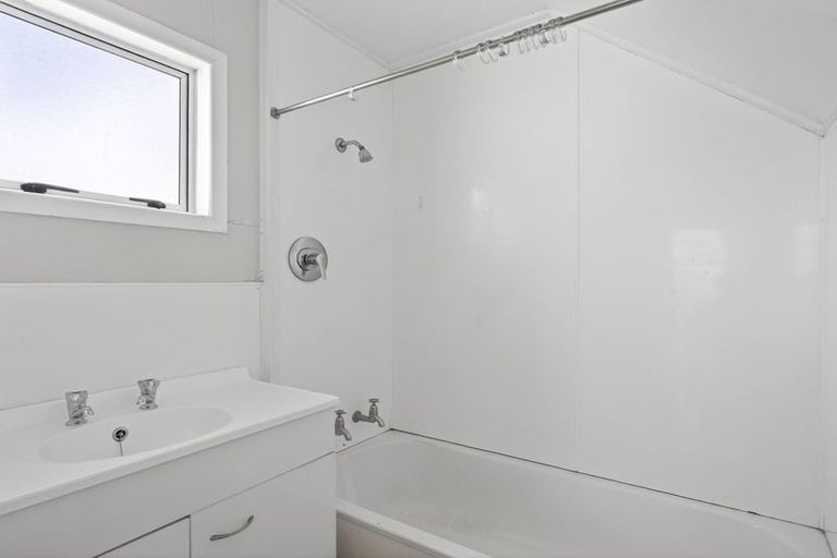 Photo of property in 4 Tui Street, Outer Kaiti, Gisborne, 4010