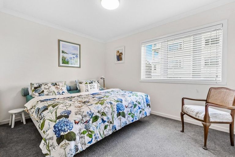 Photo of property in 90 Eaves Bush Parade, Orewa, 0931