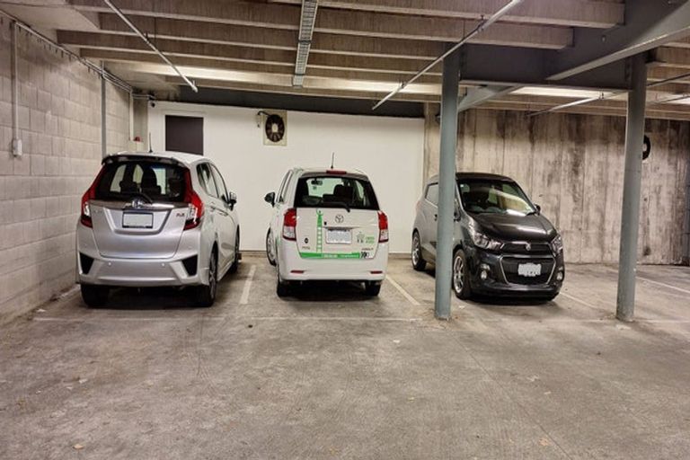 Photo of property in 3h/1 Hanson Street, Mount Cook, Wellington, 6021