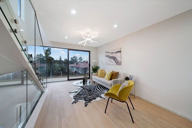 Photo of property in 8/1 Waters Place, New Lynn, Auckland, 0600