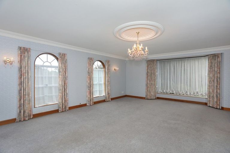 Photo of property in 155 High Street, Bulls, 4818
