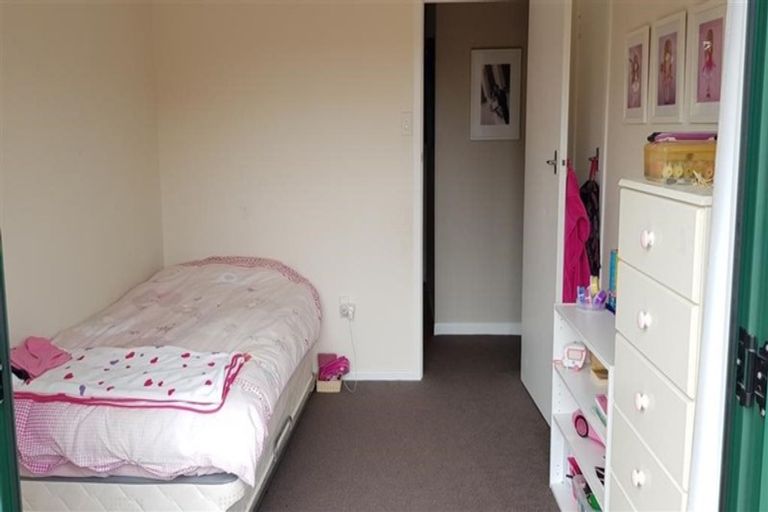 Photo of property in 193a Godley Road, Titirangi, Auckland, 0604