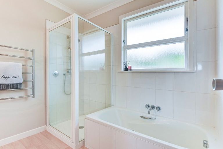 Photo of property in 19 Tregarth Street, Saint Johns Hill, Whanganui, 4501