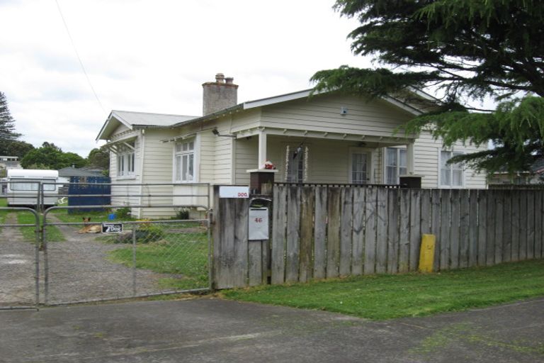 Photo of property in 46 Muir Avenue, Mangere Bridge, Auckland, 2022