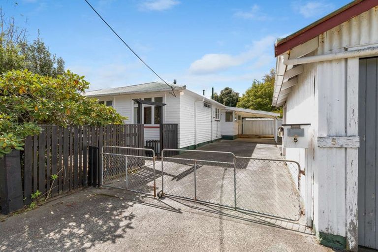 Photo of property in 5 Vera Street, Marton, 4710