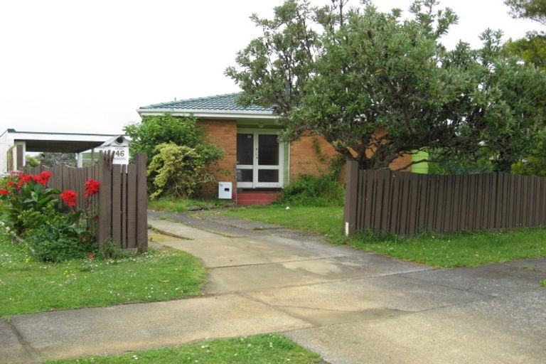 Photo of property in 46 Molesworth Place, Mangere, Auckland, 2022