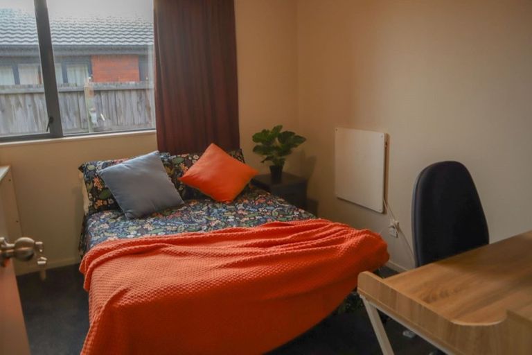 Photo of property in 158 Peverel Street, Riccarton, Christchurch, 8041