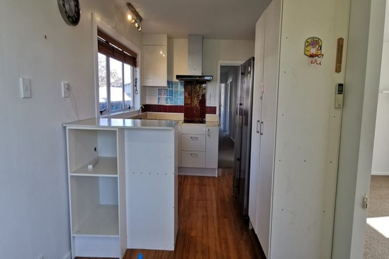 Photo of property in 33 Blankney Street, Hornby, Christchurch, 8042