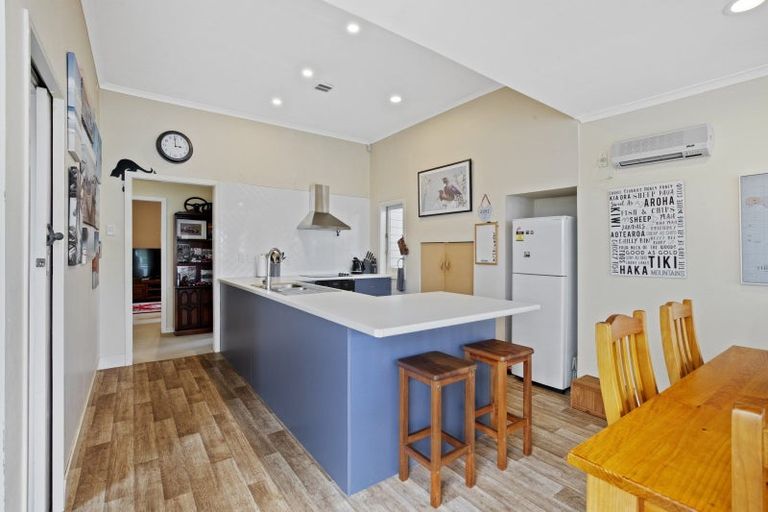 Photo of property in 43a Hall Street, Pukekohe, 2120