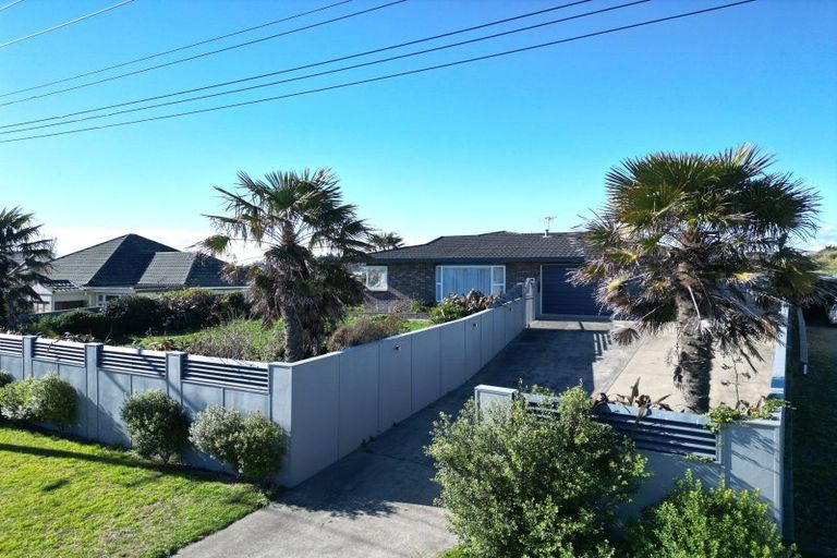 Photo of property in 8 Brown Street, Foxton, 4814