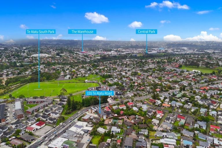 Photo of property in 155 Te Atatu Road, Te Atatu South, Auckland, 0610