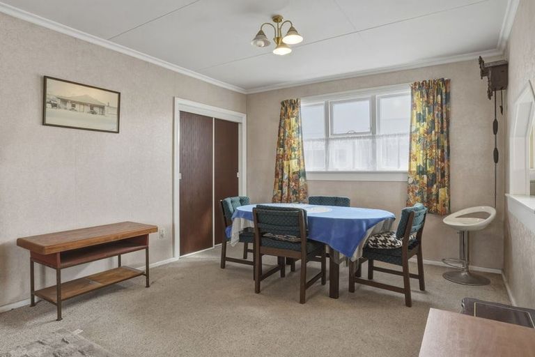 Photo of property in 21 Bradshaw Street, South Dunedin, Dunedin, 9012