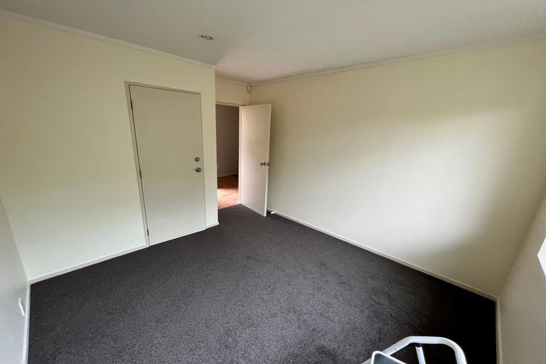 Photo of property in 8b Oakwood Place, Pukekohe, 2120