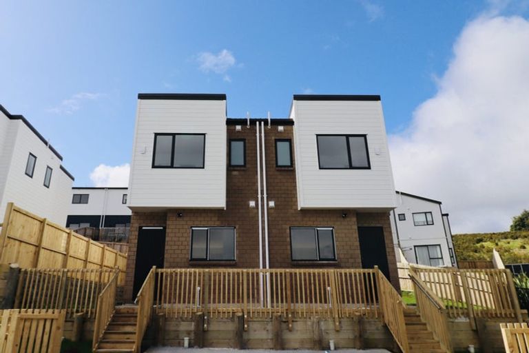 Photo of property in 9 Heketara Place, Papakura, 2110