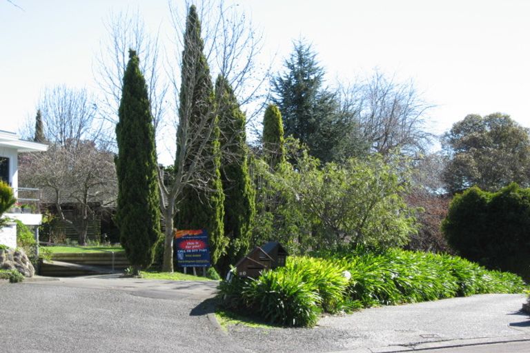 Photo of property in 24 Hunters Hill, Havelock North, 4130