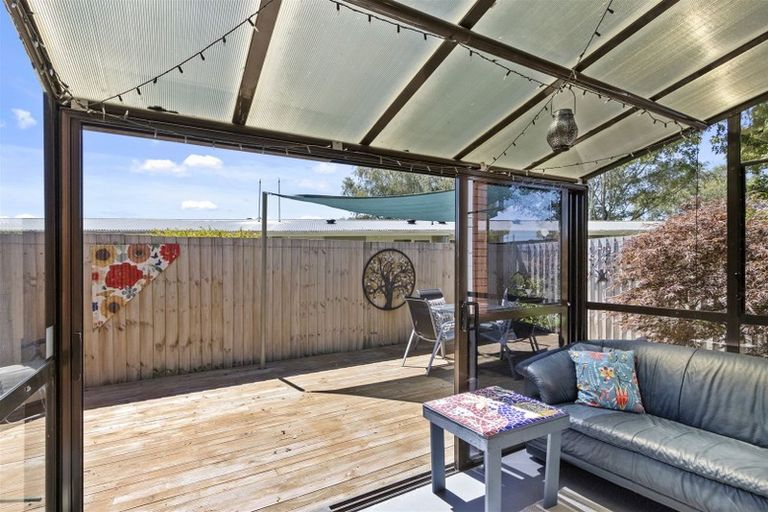 Photo of property in 22 Bowen Street, Upper Riccarton, Christchurch, 8041