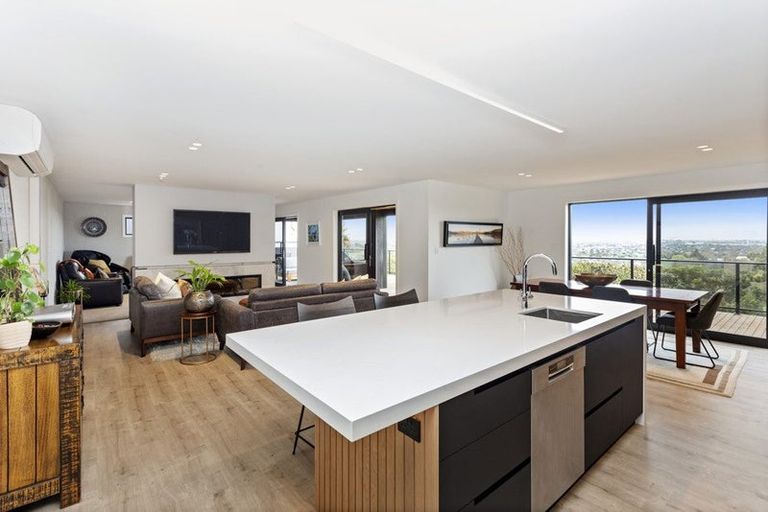 Photo of property in 19 Delhi Place, Cashmere, Christchurch, 8022