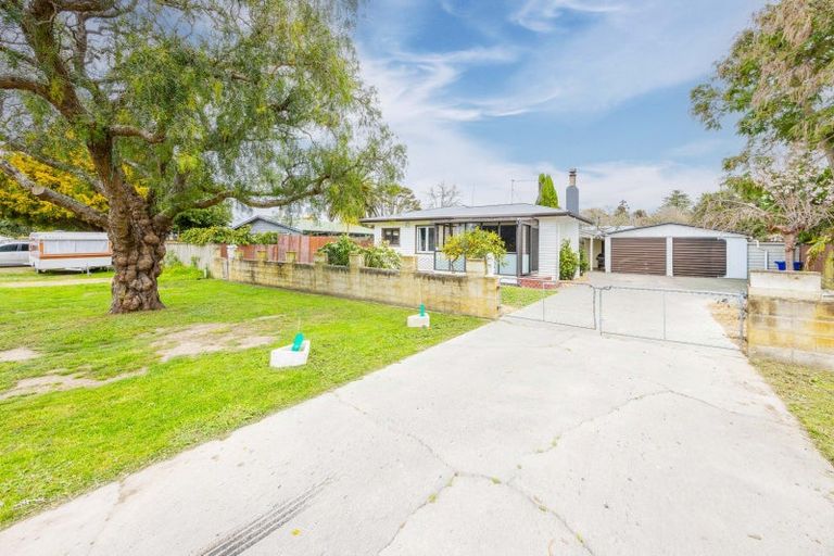 Photo of property in 11 Holden Avenue, Haumoana, 4102
