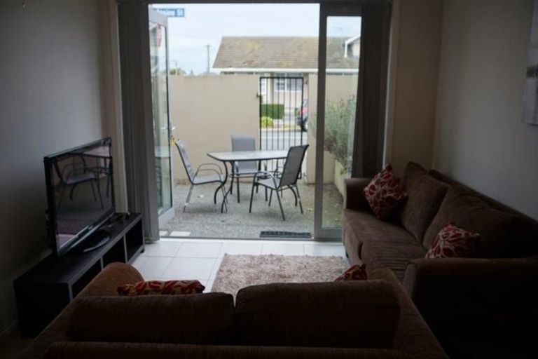 Photo of property in 4/23 Clare Road, St Albans, Christchurch, 8014