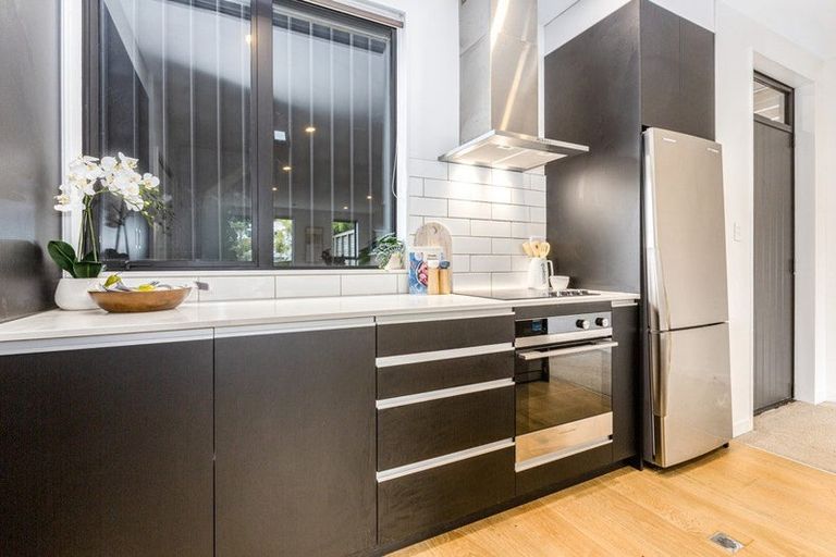 Photo of property in 11/80 Seatoun Heights Road, Seatoun, Wellington, 6022