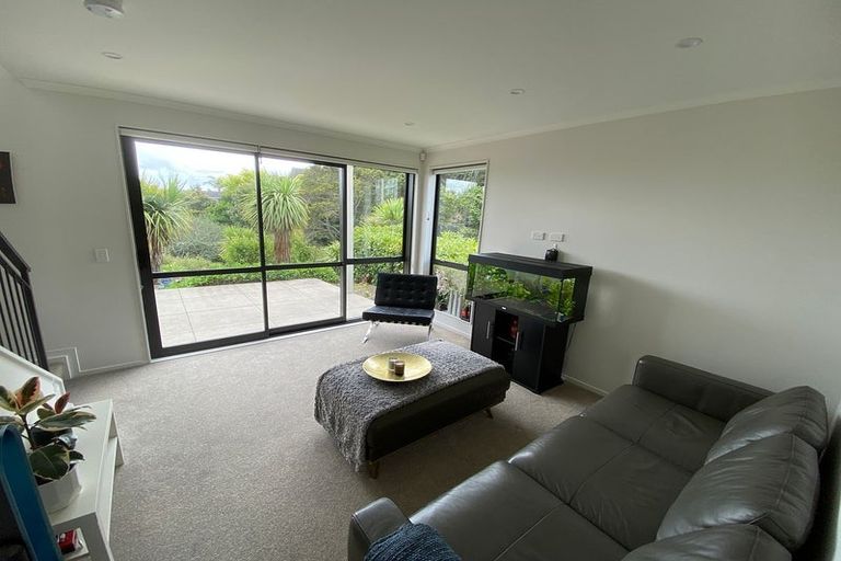 Photo of property in 16 Matairangi Avenue, Totara Heights, Auckland, 2105