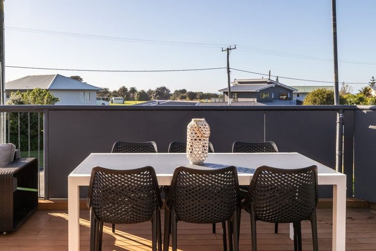 Photo of property in 65 Harper Road, Waimarama, Havelock North, 4294