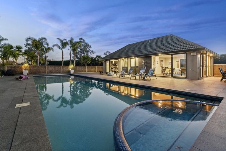 Photo of property in 45e Arana Drive, Karaka, Papakura, 2578