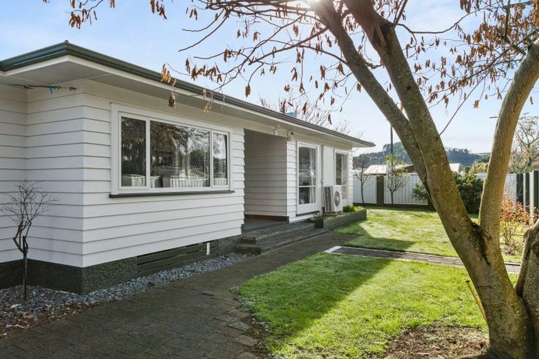 Photo of property in 2 Emily Street, Riverdale, Gisborne, 4010