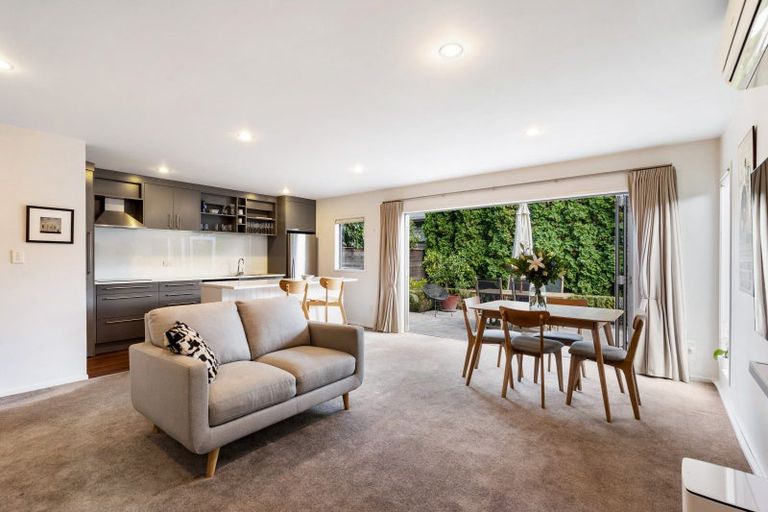 Photo of property in 10 Winston Lane, Ahuriri, Napier, 4110