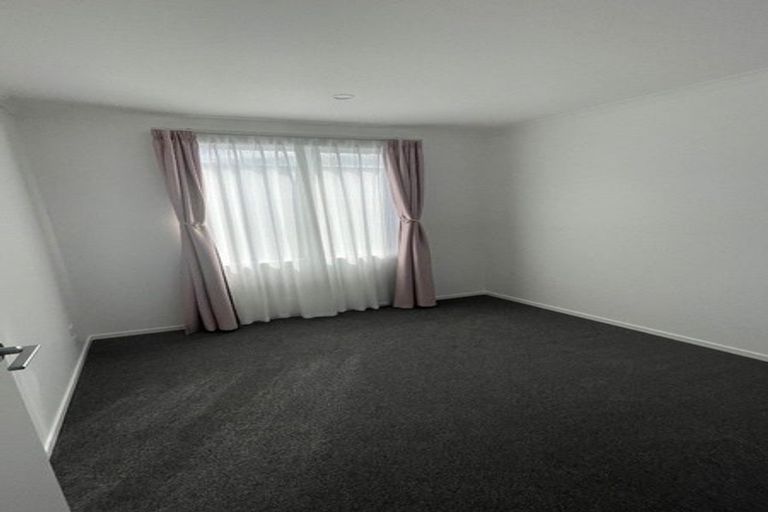 Photo of property in 23a-b Astrolabe Street, Cannons Creek, Porirua, 5024