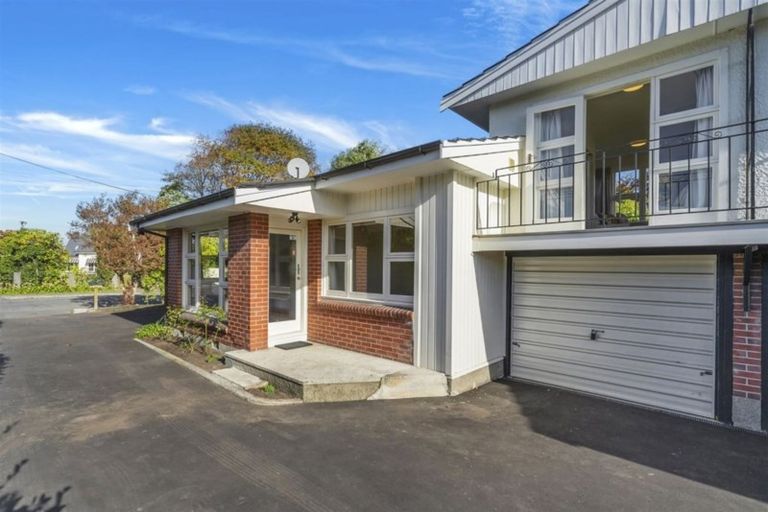 Photo of property in 15 Wairarapa Terrace, Merivale, Christchurch, 8014
