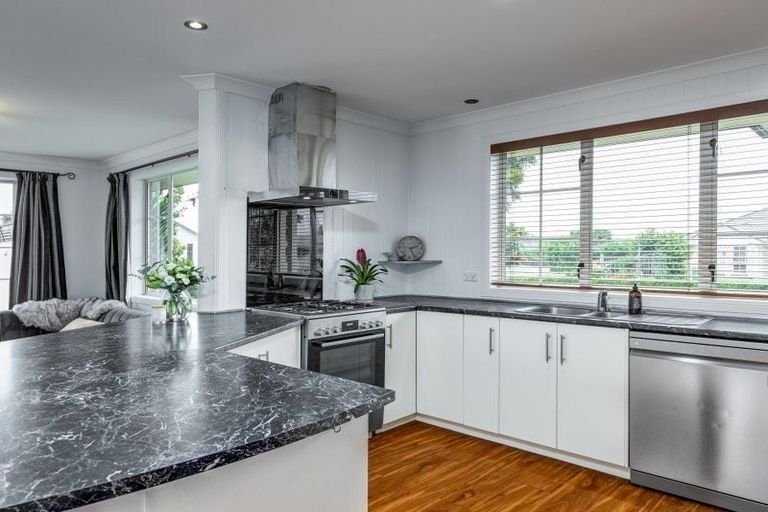 Photo of property in 23 Mirbeck Avenue, Cambridge, 3434