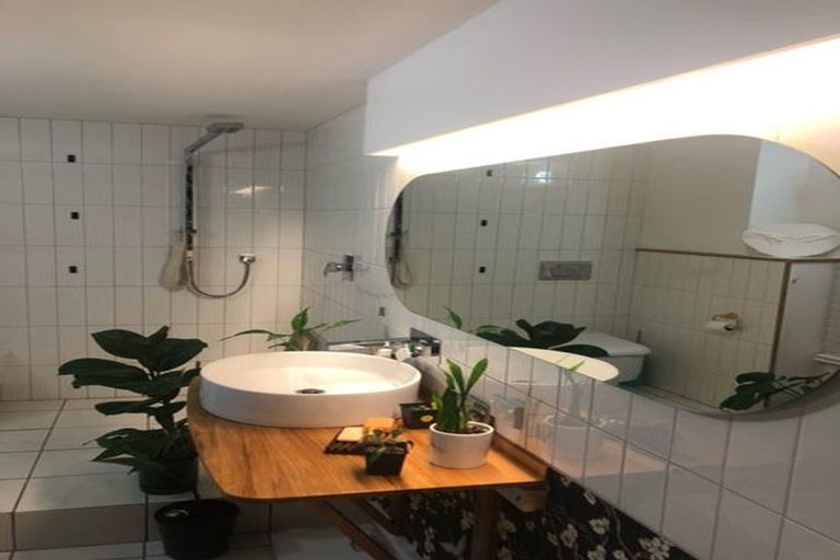 Photo of property in 61a Mortimer Terrace, Brooklyn, Wellington, 6021