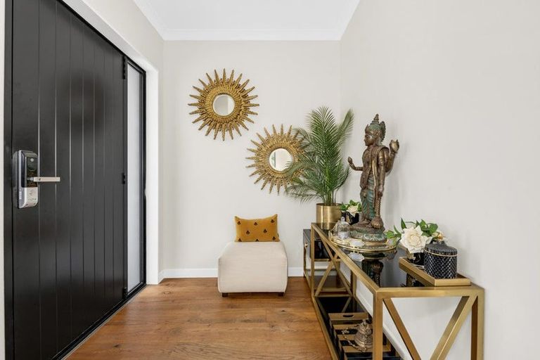 Photo of property in 8 Lavey Road, Flat Bush, Auckland, 2019