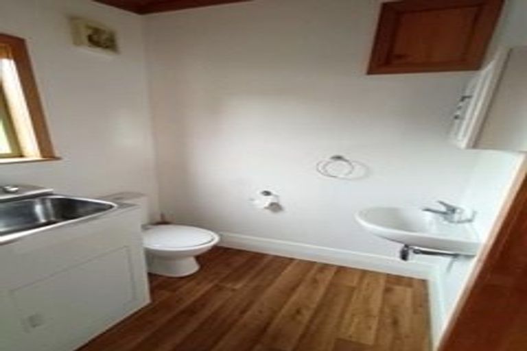 Photo of property in 1 Thames Street, Claudelands, Hamilton, 3214