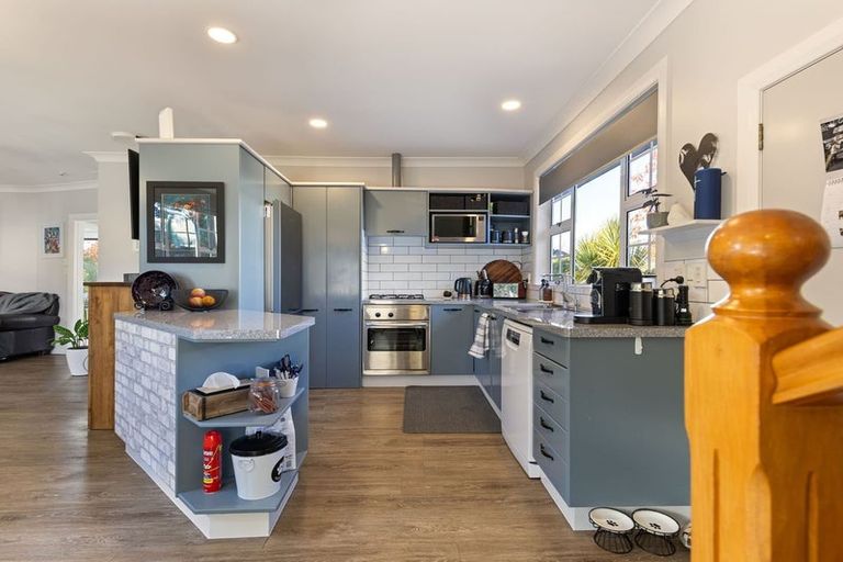 Photo of property in 72 Jickell Street, Hokowhitu, Palmerston North, 4410