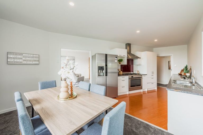 Photo of property in 41 Aorangi Road, Paraparaumu, 5032