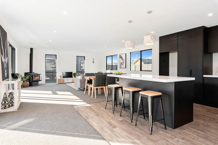 Photo of property in 12 Eldorado Place, Cromwell, 9310