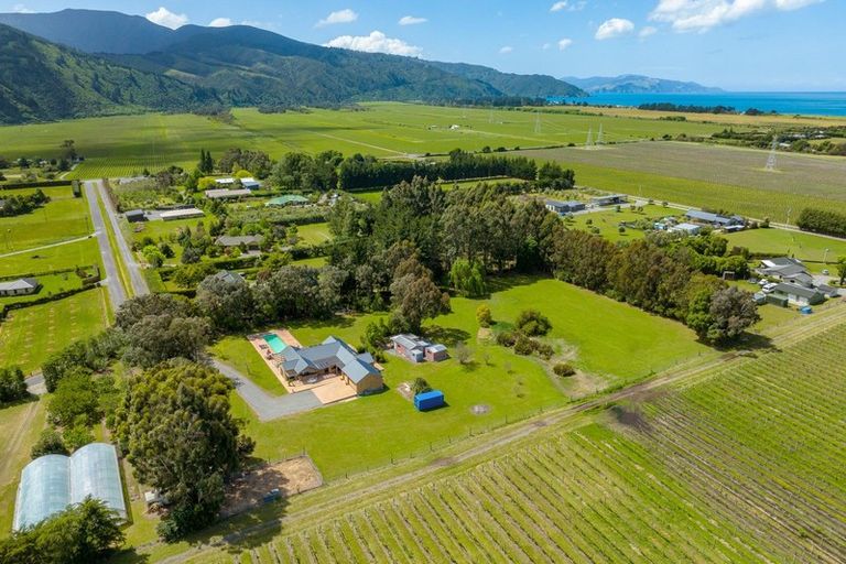 Photo of property in 62d Rarangi Road, Rarangi, Blenheim, 7273