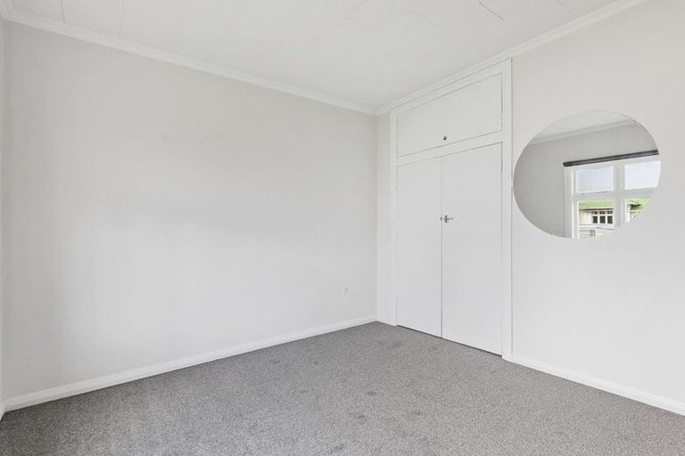 Photo of property in 3/5 Ward Street, Palmerston North, 4410