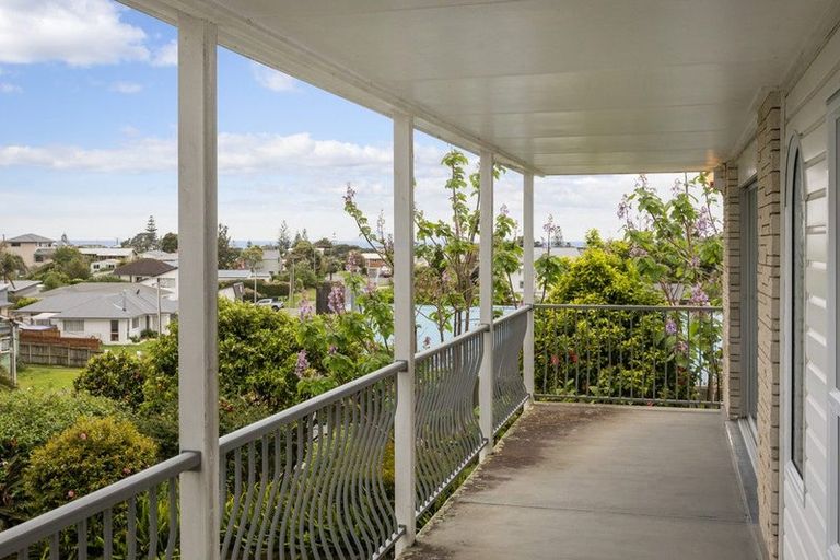 Photo of property in 58 The Crescent, Waihi Beach, 3611