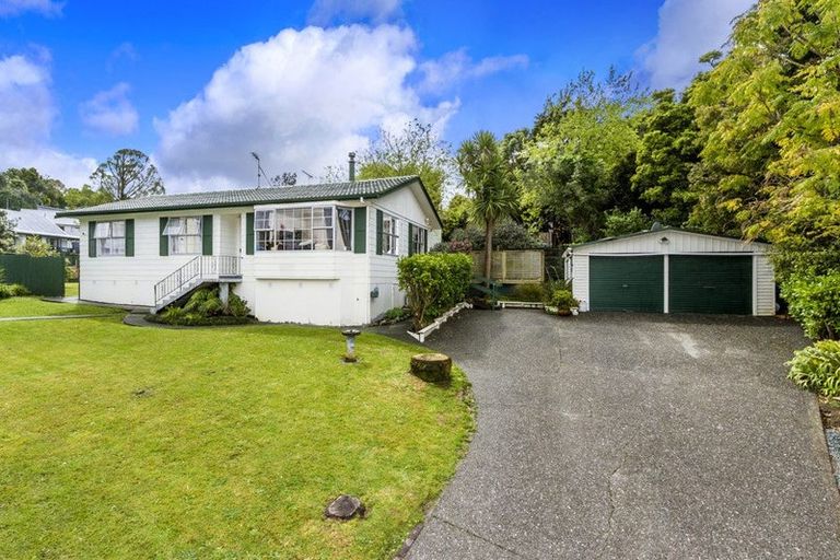 Photo of property in 24 Cranston Street, Torbay, Auckland, 0632
