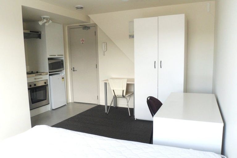 Photo of property in Southern Cross Apartments, 410/35 Abel Smith Street, Te Aro, Wellington, 6011