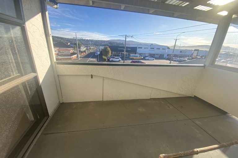 Photo of property in 107 Macandrew Road, South Dunedin, Dunedin, 9012